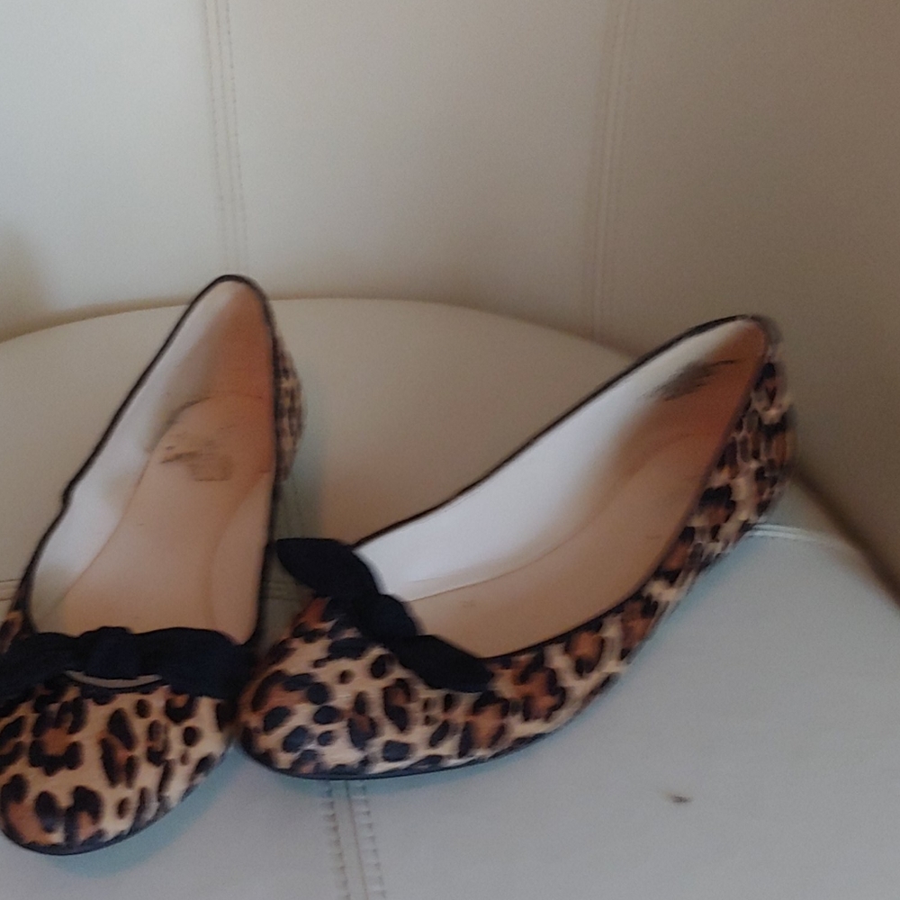 Leopard flats